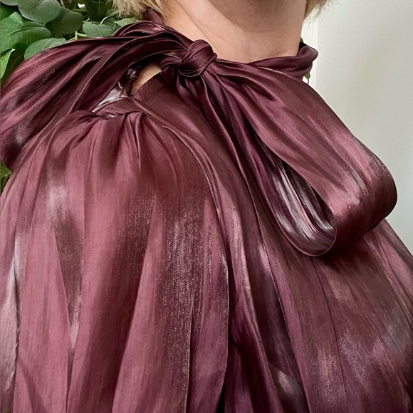 Tops - Elegant Blouse in Purple